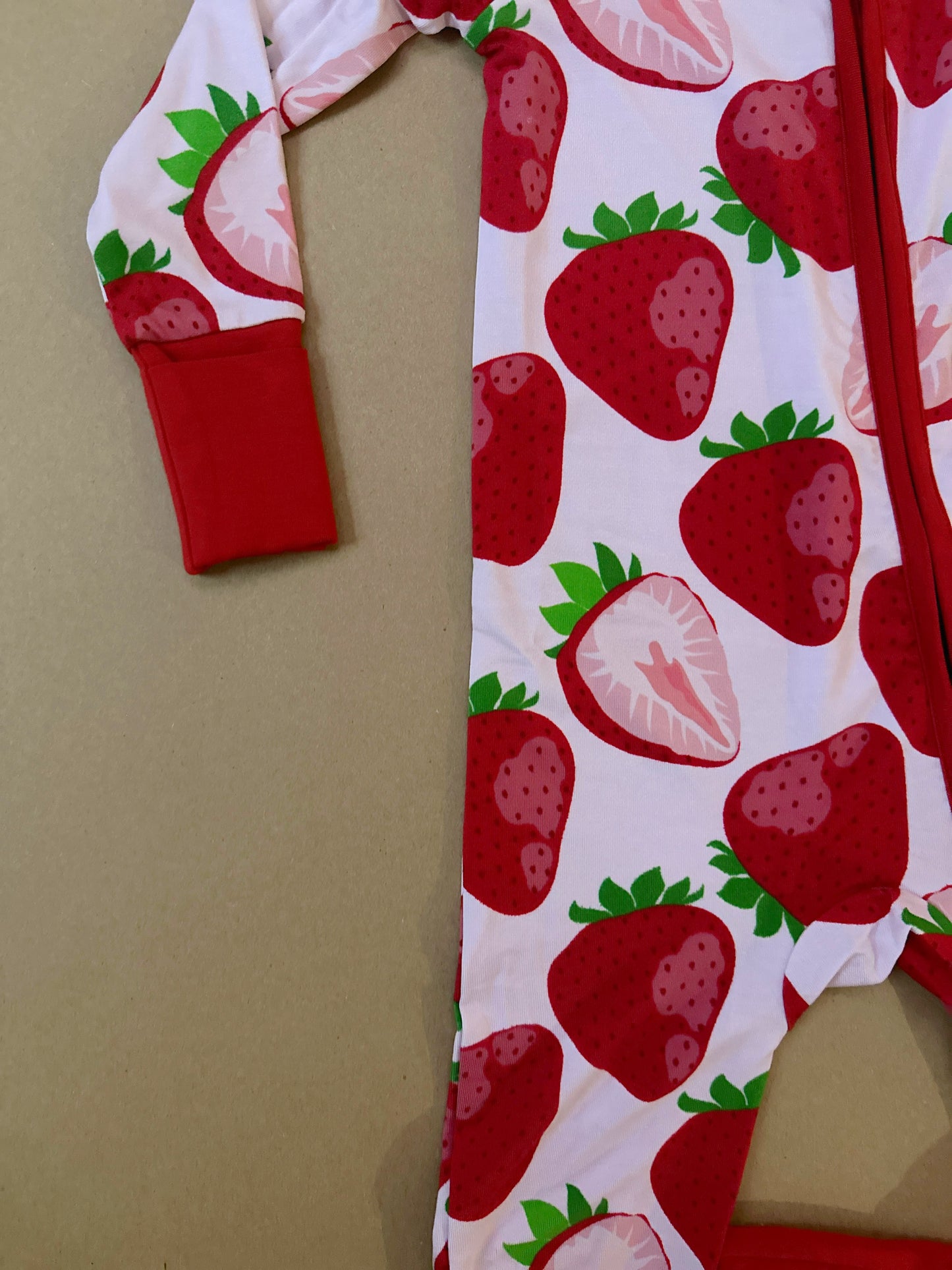 Berry Sweet Bamboo Zippy